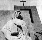 Particolare della scultura di Ugo Carà nella Chiesa di Arsia
