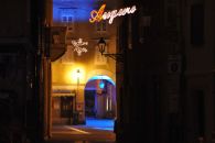 Installazione luminosa realizzata da Marianna Accerboni a Muggia nel 2010