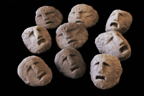 Installazione in gesso di dimensioni variabili denominata Anemos realizzata da Venia Dimitrakopoulou nel 2009